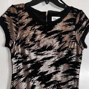 Eliza J Sequined short sleeved Black & Gold Cocktail Dress, Size 6